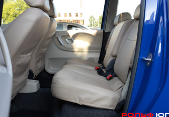 Подержанный автомобиль Skoda Roomster 2008 года (8 фото)