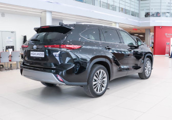 Новый Toyota Highlander 2024 (6 фото)