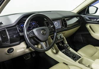 Подержанный автомобиль Skoda Kodiaq 2019 года (11 фото)
