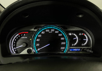 Подержанный автомобиль Toyota Venza 2013 года (11 фото)