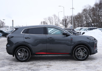 Подержанный автомобиль Changan CS55PLUS 2023 года (4 фото)