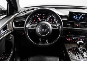 Подержанный автомобиль Audi A6 Sedan 2014 года (17 фото)
