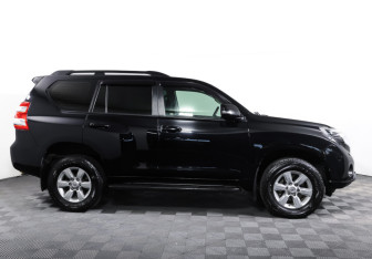 Подержанный автомобиль Toyota Land Cruiser Prado 2013 года (4 фото)
