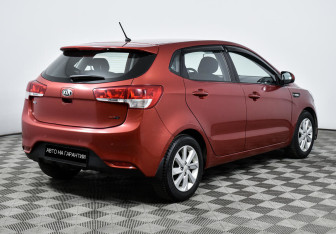 Подержанный автомобиль Kia Rio Hatchback 2016 года (3 фото)