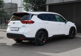 Подержанный автомобиль Chevrolet Orlando 2021 года (5 фото)