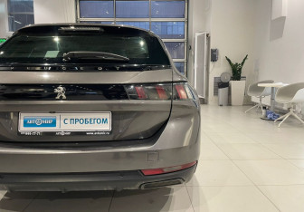 Подержанный автомобиль Peugeot 508 Wagon 2019 года (8 фото)