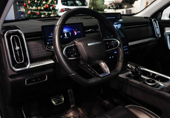 Подержанный автомобиль Jaecoo J7 2023 года (13 фото)