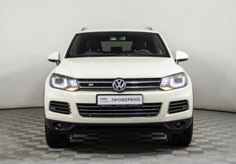 Подержанный автомобиль Volkswagen Touareg 2011 года (2 фото)