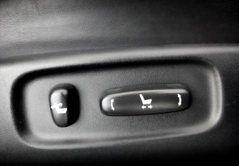 Подержанный автомобиль Toyota Land Cruiser Suv 2020 года (26 фото)