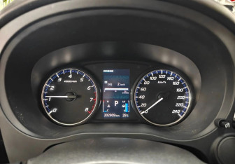Подержанный автомобиль Mitsubishi Outlander 2013 года (12 фото)