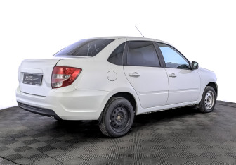 Подержанный автомобиль LADA (ВАЗ) Granta Sedan 2024 года (5 фото)