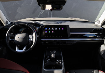 Подержанный автомобиль Haval H3 2024 года (12 фото)