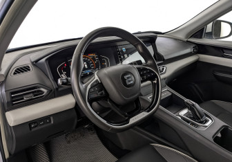 Подержанный автомобиль Evolute i-PRO 2022 года (15 фото)