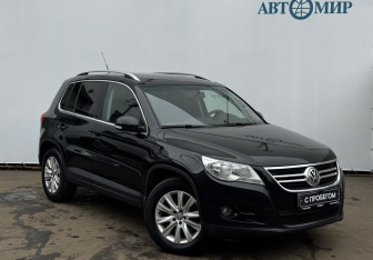 Подержанный автомобиль Volkswagen Tiguan 2011 года (3 фото)