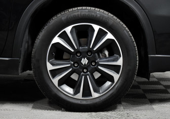 Подержанный автомобиль Suzuki Vitara 2019 года (8 фото)