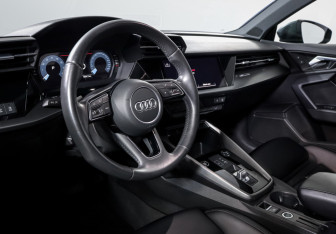 Подержанный автомобиль Audi A3 Sedan 2021 года (14 фото)