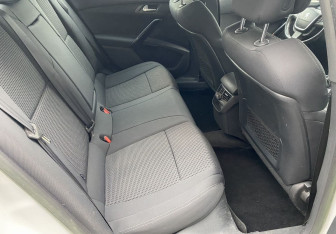 Подержанный автомобиль Peugeot 508 Sedan 2012 года (9 фото)