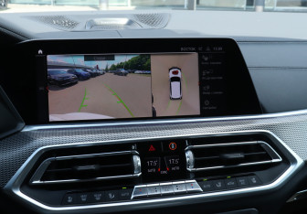 Подержанный автомобиль BMW X5 2020 года (18 фото)