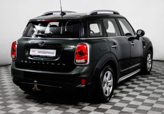 Подержанный автомобиль MINI Countryman 2019 года (5 фото)