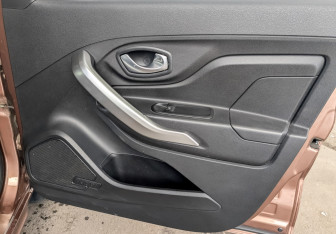 Подержанный автомобиль LADA (ВАЗ) XRAY 2020 года (23 фото)