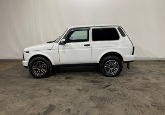 Подержанный автомобиль LADA (ВАЗ) 2121 (4x4) 2018 года (8 фото)