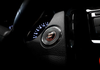 Подержанный автомобиль Nissan X-Trail 2018 года (30 фото)