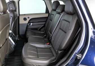 Подержанный автомобиль Land Rover Range Rover Sport 2021 года (18 фото)