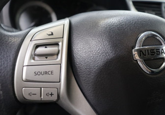 Подержанный автомобиль Nissan Sentra Sedan 2015 года (15 фото)