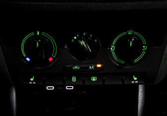 Подержанный автомобиль Skoda Rapid Liftback 2021 года (16 фото)