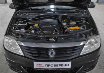 Подержанный автомобиль Renault Logan Sedan 2011 года (9 фото)