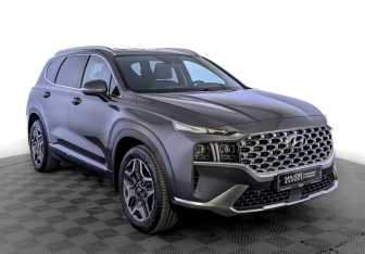 Подержанный автомобиль Hyundai Santa Fe 2022 года (3 фото)