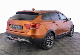 Подержанный автомобиль LADA (ВАЗ) Vesta Wagon 2021 года (5 фото)