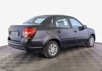 Подержанный автомобиль LADA (ВАЗ) Granta Sedan 2022 года (5 фото)