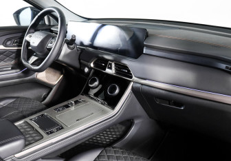 Подержанный автомобиль Exeed TXL 2023 года (9 фото)