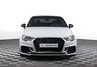 Подержанный автомобиль Audi RS 3 Sedan 2019 года (2 фото)