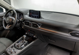 Подержанный автомобиль Mazda CX-5 2021 года (19 фото)