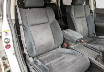 Подержанный автомобиль Honda CR-V 2013 года (23 фото)