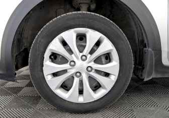 Подержанный автомобиль Kia Rio Hatchback 2020 года (17 фото)