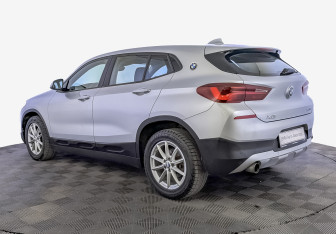 Подержанный автомобиль BMW X2 2020 года (7 фото)