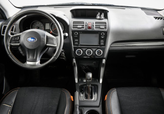 Подержанный автомобиль Subaru Forester Suv 2015 года (10 фото)