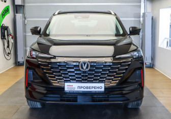 Подержанный автомобиль Changan UNI-S 2024 года (2 фото)