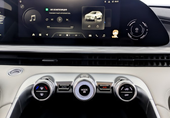 Подержанный автомобиль Exeed RX 2023 года (15 фото)