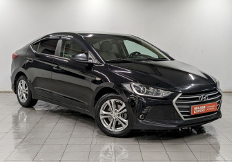 Подержанный автомобиль Hyundai Elantra Sedan 2017 года (3 фото)
