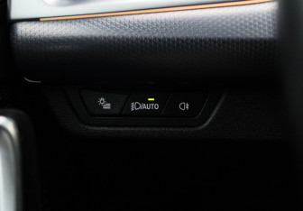 Подержанный автомобиль BMW X2 2024 года (23 фото)