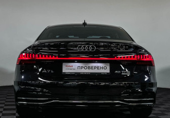 Подержанный автомобиль Audi A7 2023 года (27 фото)