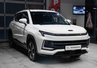 Подержанный автомобиль Москвич 3 2024 года (3 фото)