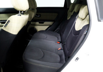 Подержанный автомобиль Kia Soul 2012 года (12 фото)