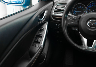 Подержанный автомобиль Mazda 6 Sedan 2013 года (14 фото)