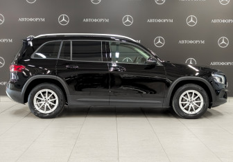 Подержанный автомобиль Mercedes-Benz GLB 2021 года (4 фото)