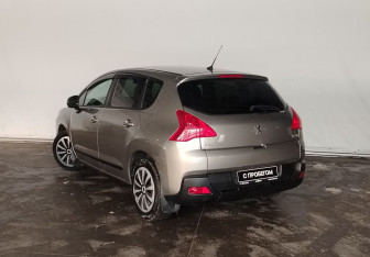 Подержанный автомобиль Peugeot 3008 2010 года (4 фото)